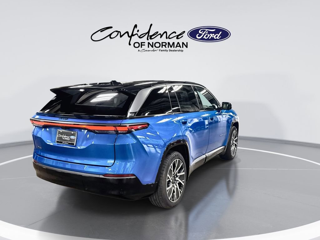 Used 2025 Jeep Wagoneer S Limited AWD/4WD image 8