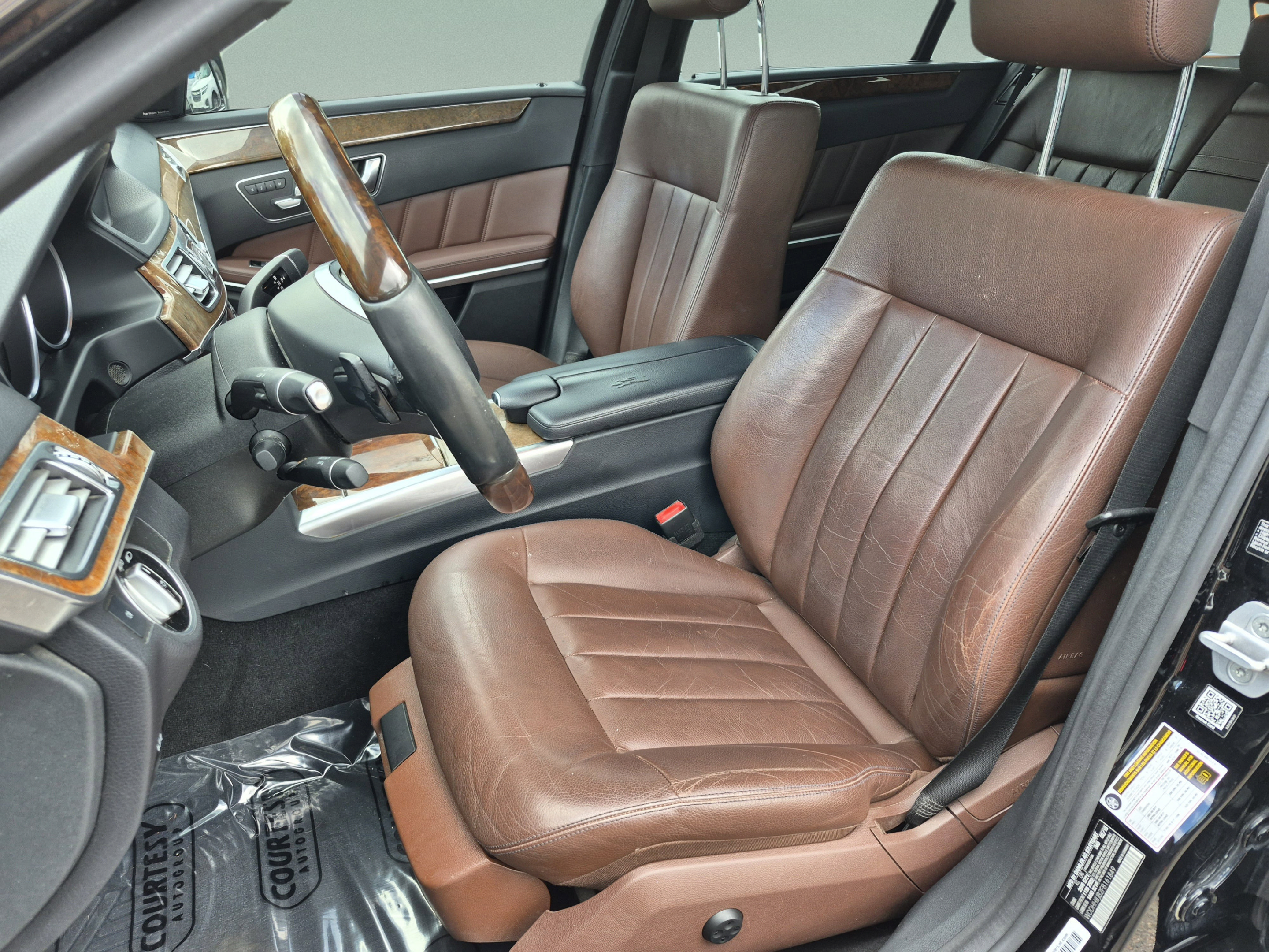Used 2015 Mercedes-Benz E 350 4MATIC Wagon image 21