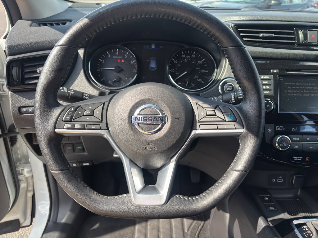 Used 2022 Nissan Rogue Sport SL w/ Premium Package image 15