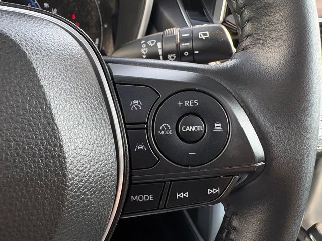 Used 2023 Toyota Corolla Cross XLE AWD/4WD image 26