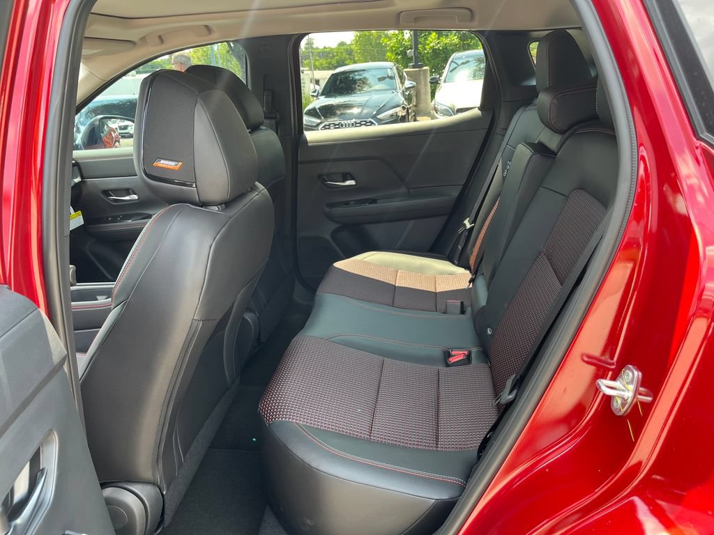New 2026 Nissan Kicks SR w/ SR Premium Package FWD image 27