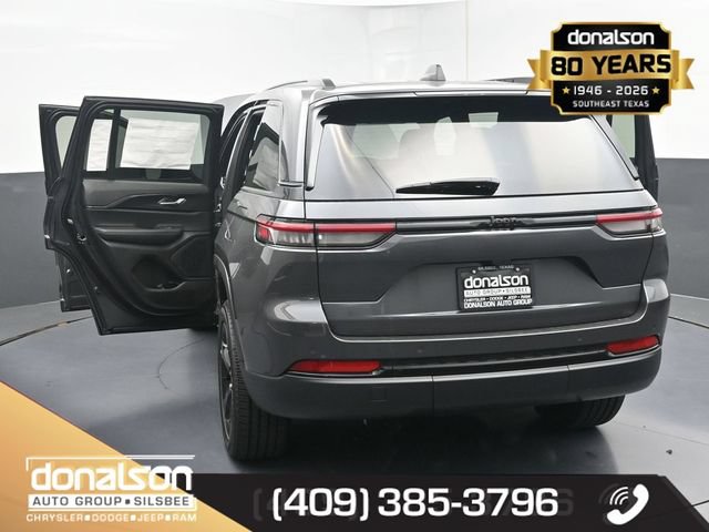 New 2025 Jeep Grand Cherokee Laredo RWD image 23