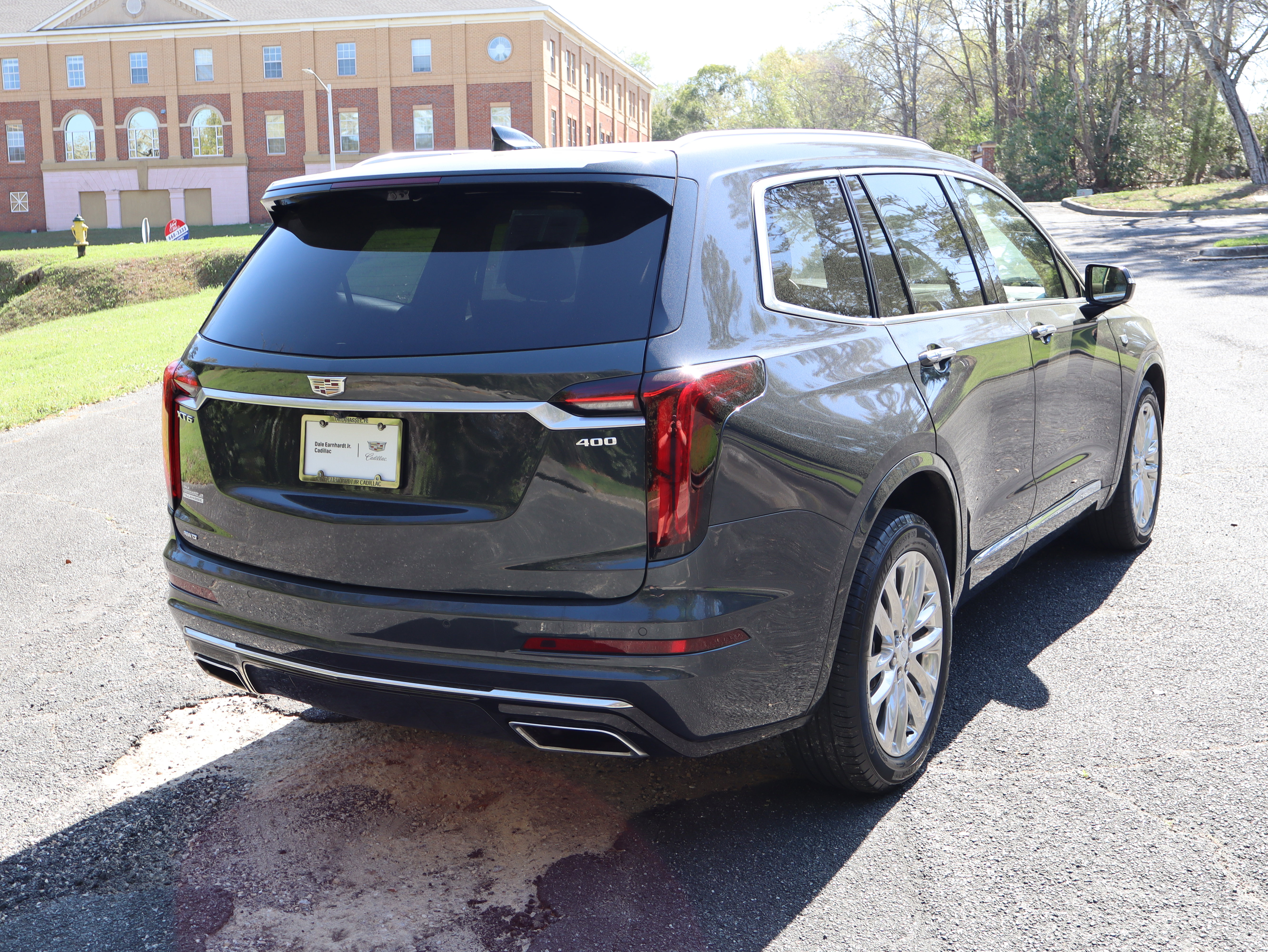 Used 2023 Cadillac XT6 Premium Luxury w/ Platinum Package image 7