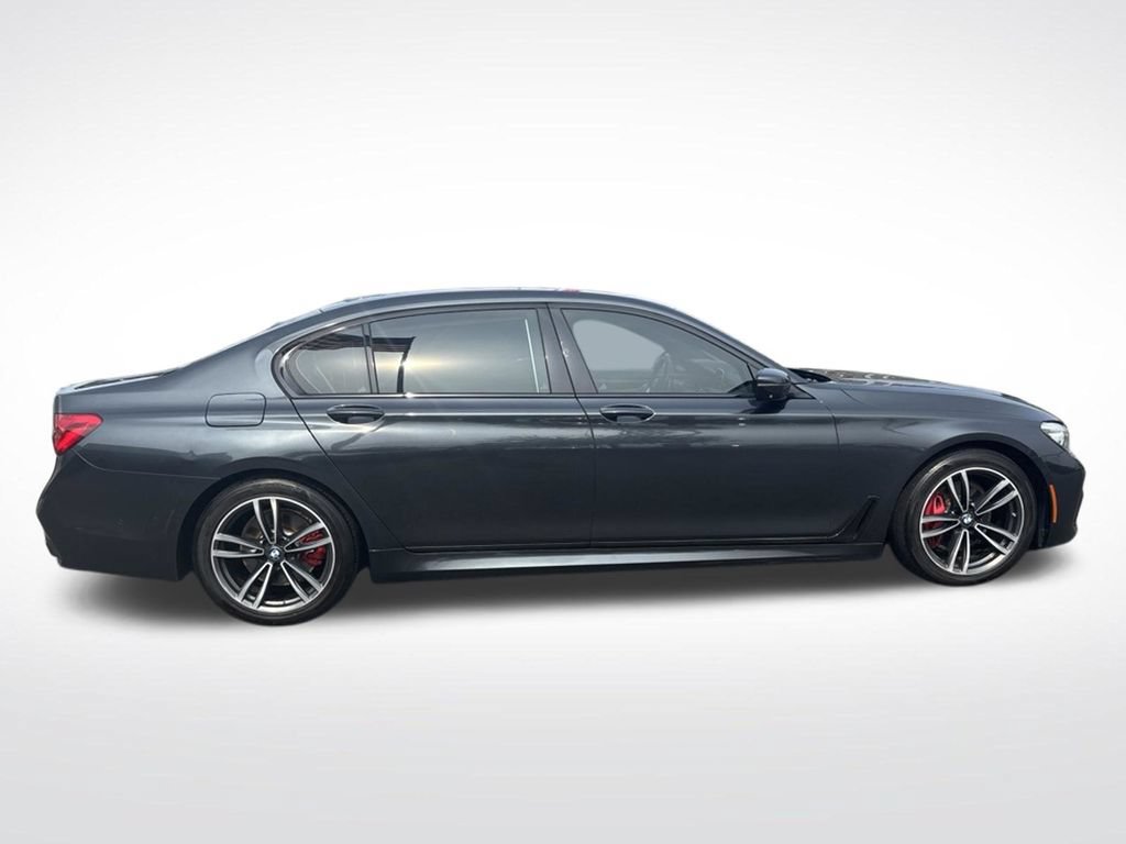 Used 2017 BMW 740i xDrive AWD/4WD image 8