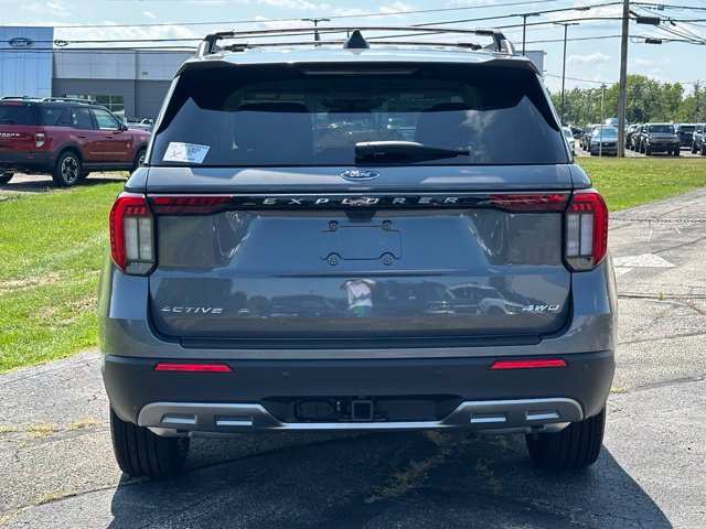 New 2026 Ford Explorer Active w/ Active Comfort Package AWD/4WD image 5