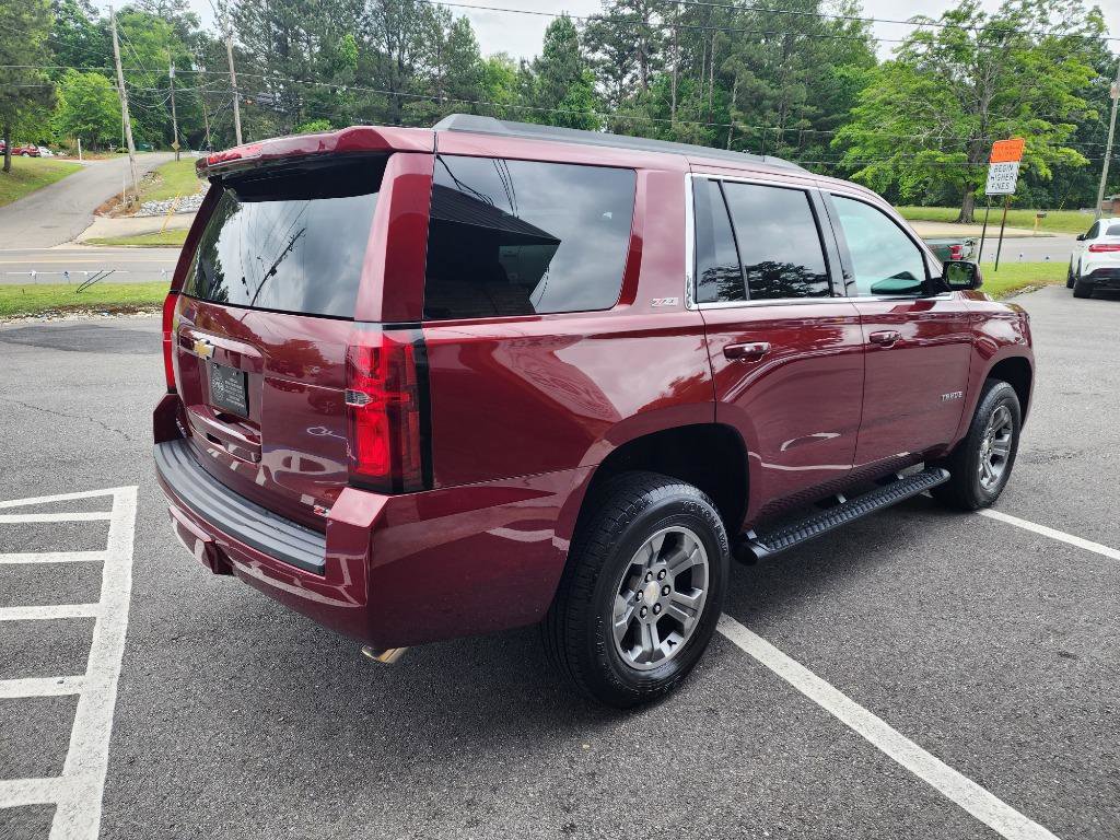 Used 2019 Chevrolet Tahoe LT w/ Luxury Package AWD/4WD image 7