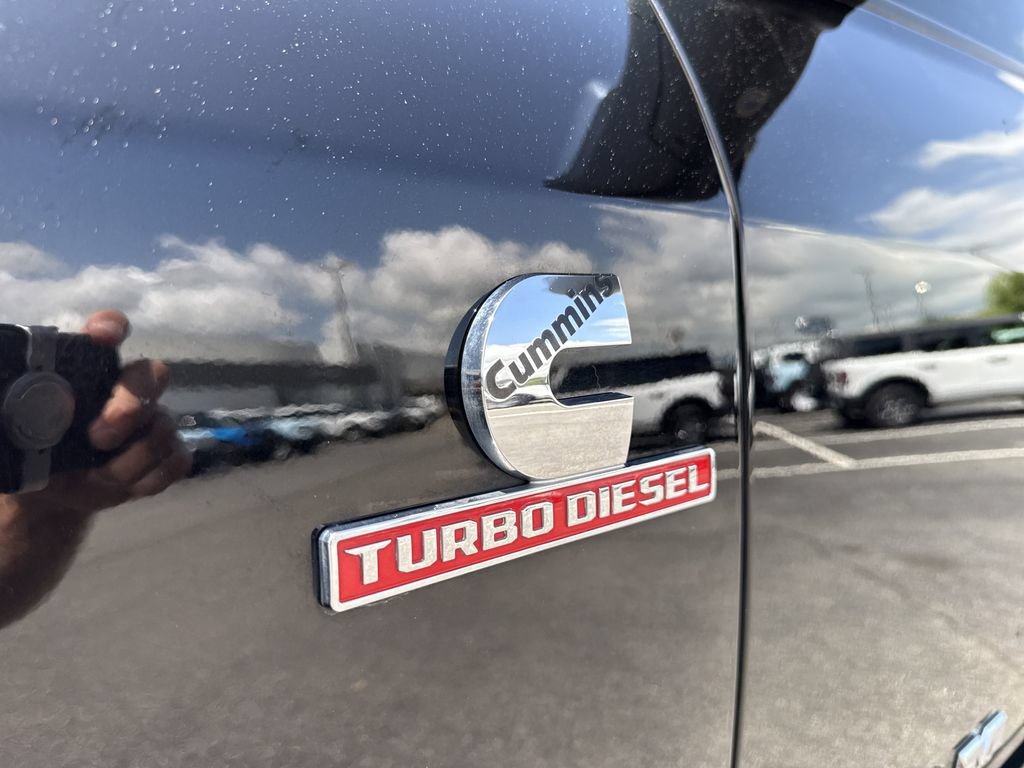 Used 2022 RAM 3500 Laramie AWD/4WD image 12