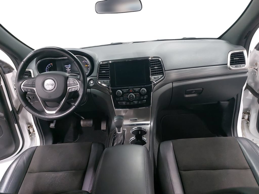 Used 2021 Jeep Grand Cherokee Laredo X AWD/4WD image 9