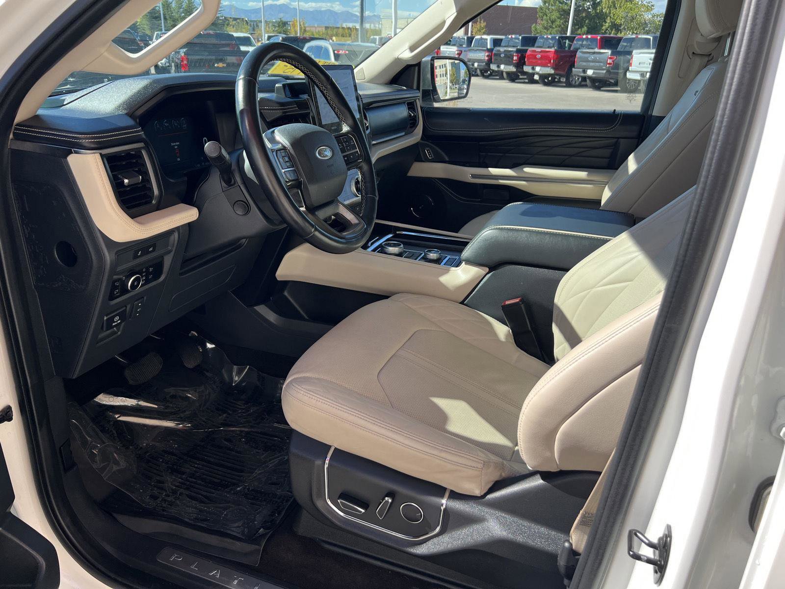 Used 2023 Ford Expedition Max Platinum image 30