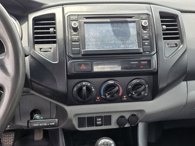 Used 2015 Toyota Tacoma 2WD Access Cab image 7