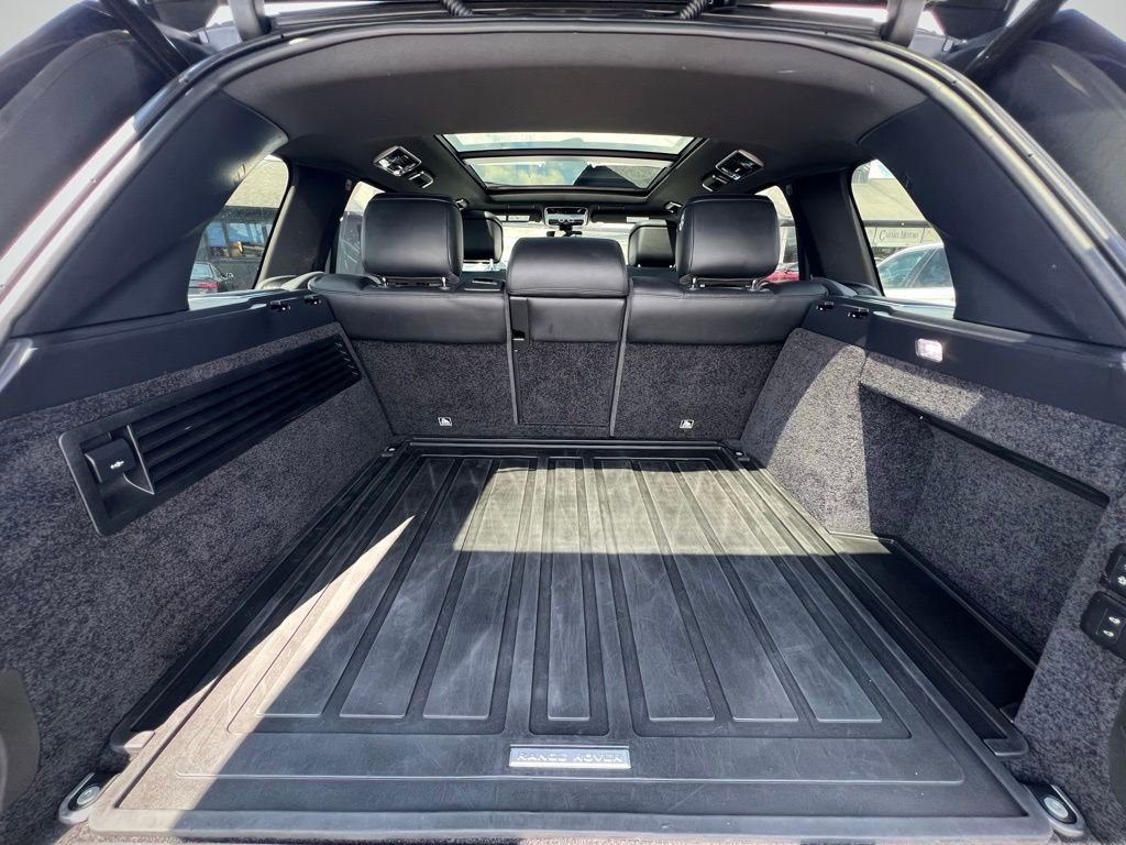 Used 2021 Land Rover Range Rover Westminster Edition image 23