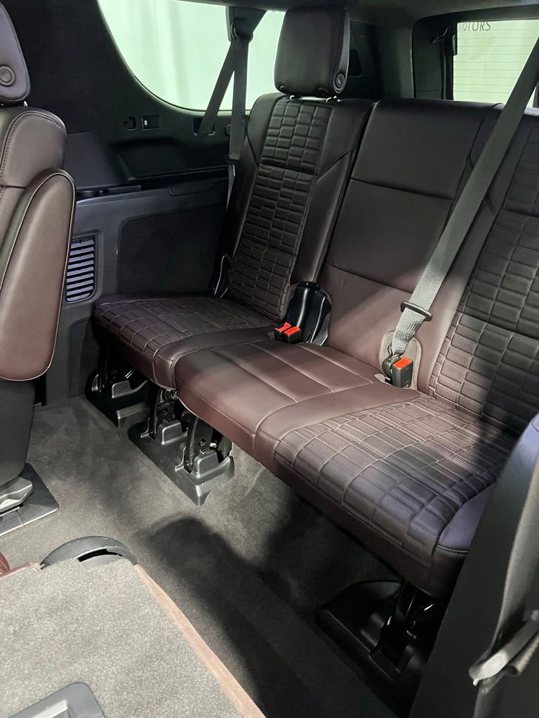 Certified 2023 Cadillac Escalade ESV Sport Platinum w/ LPO, ONYX Package AWD/4WD image 13