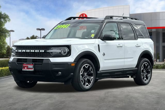 Used 2025 Ford Bronco Sport Outer Banks AWD/4WD image 9
