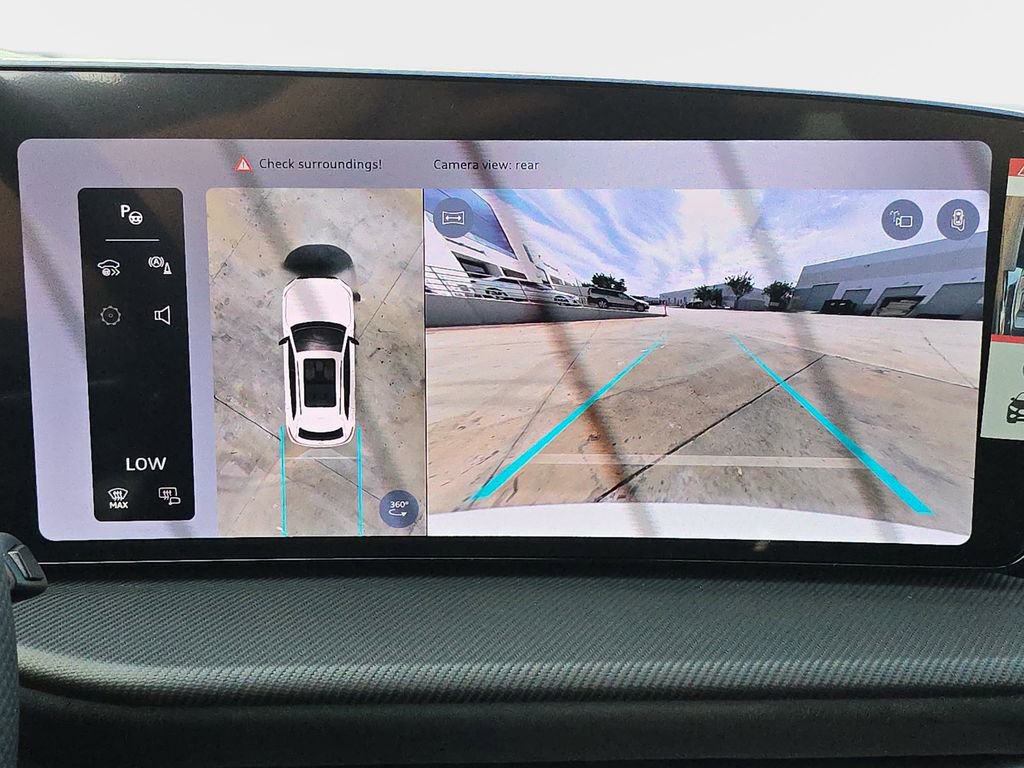 New 2026 Audi SQ5 Prestige image 26