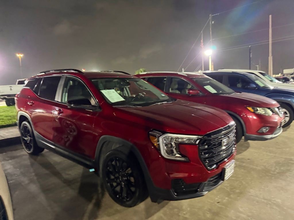 Used 2023 GMC Terrain SLE w/ Driver Convenience Package