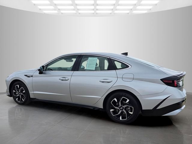 Used 2025 Hyundai Sonata SEL FWD image 10