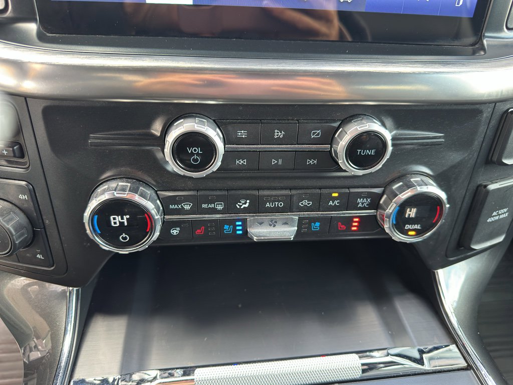 Used 2021 Ford F150 Lariat w/ Equipment Group 502A High image 26