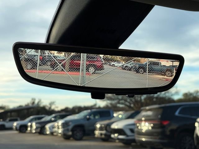 Certified 2023 Buick Enclave Avenir w/ Avenir Technology Package image 25