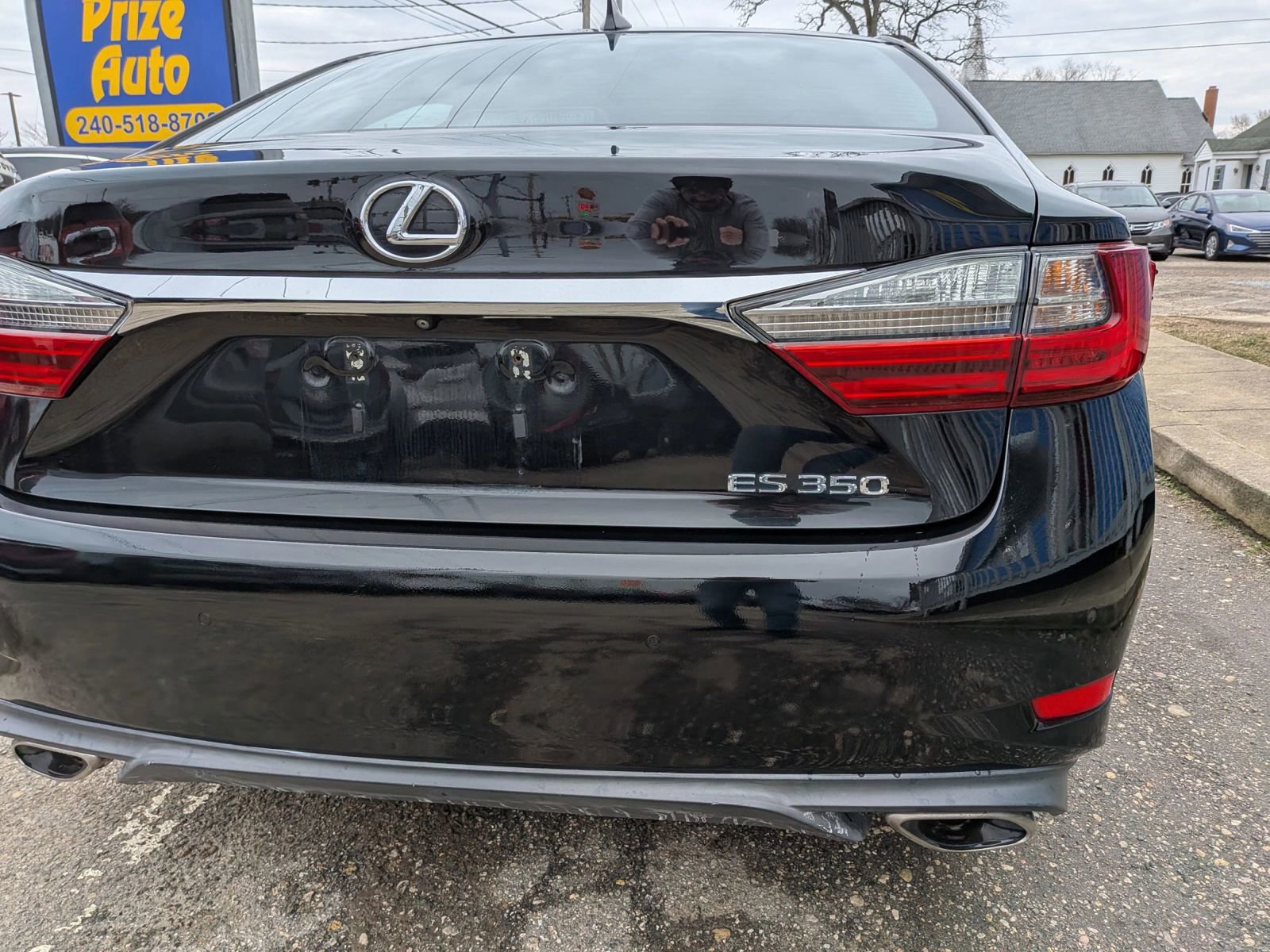 Used 2016 Lexus ES 350 w/ Premium Package w/Wood Trim FWD image 14