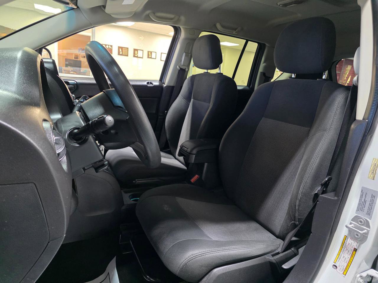 Used 2016 Jeep Compass Sport w/ Power Value Group image 15