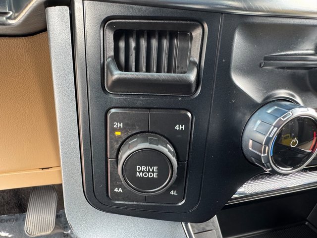 Certified 2023 Ford F150 Lariat image 28