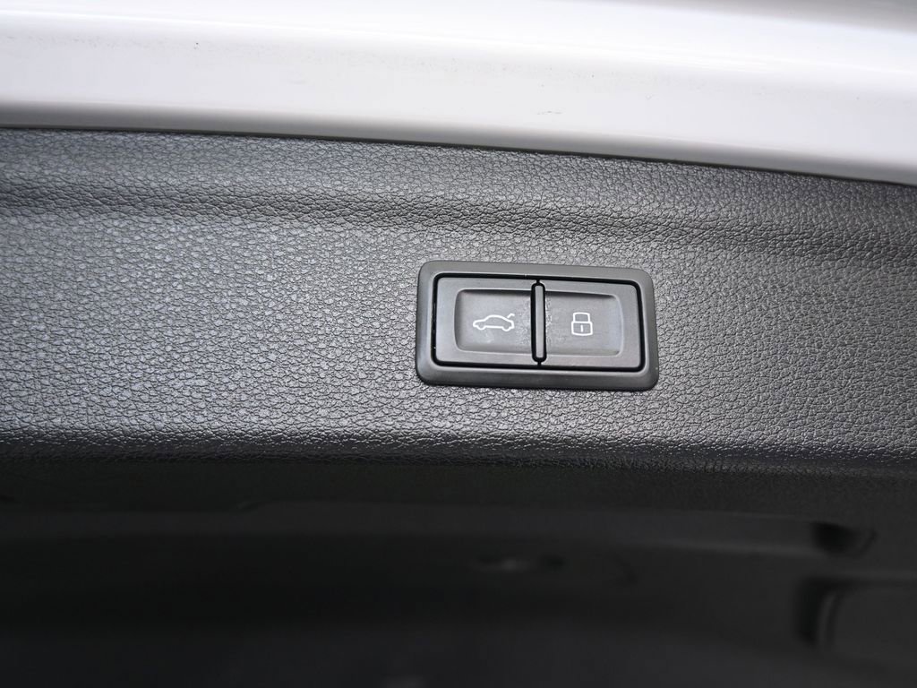 Used 2023 Audi Q3 2.0T Premium AWD/4WD image 49