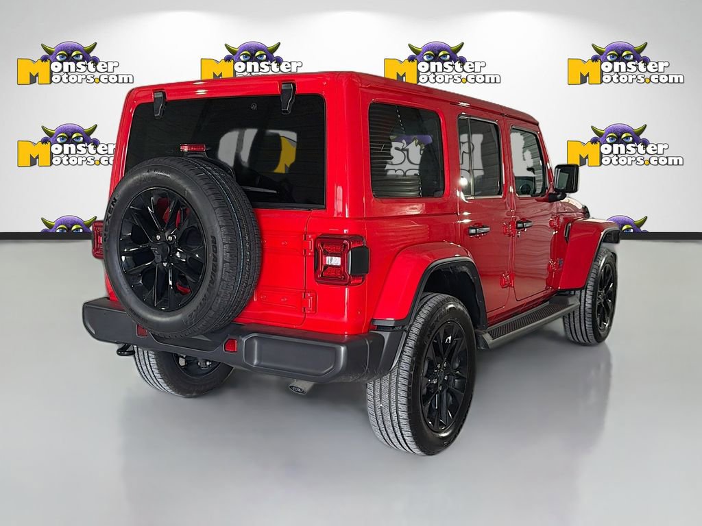 Used 2025 Jeep Wrangler Unlimited Sahara image 5