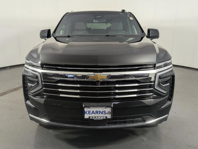 Used 2025 Chevrolet Tahoe LT AWD/4WD image 3