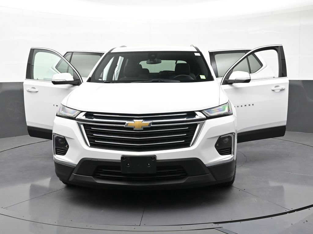 Used 2023 Chevrolet Traverse LT w/ LPO, Floor Liner Package AWD/4WD image 39