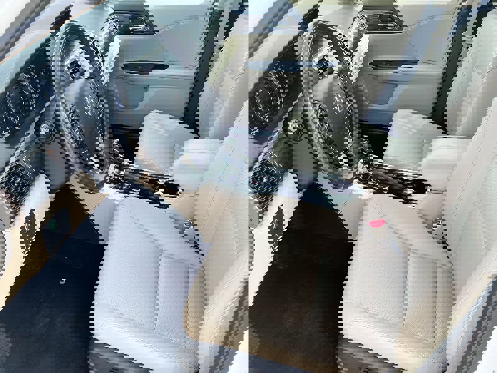 Used 2016 Honda Accord EX-L image 10