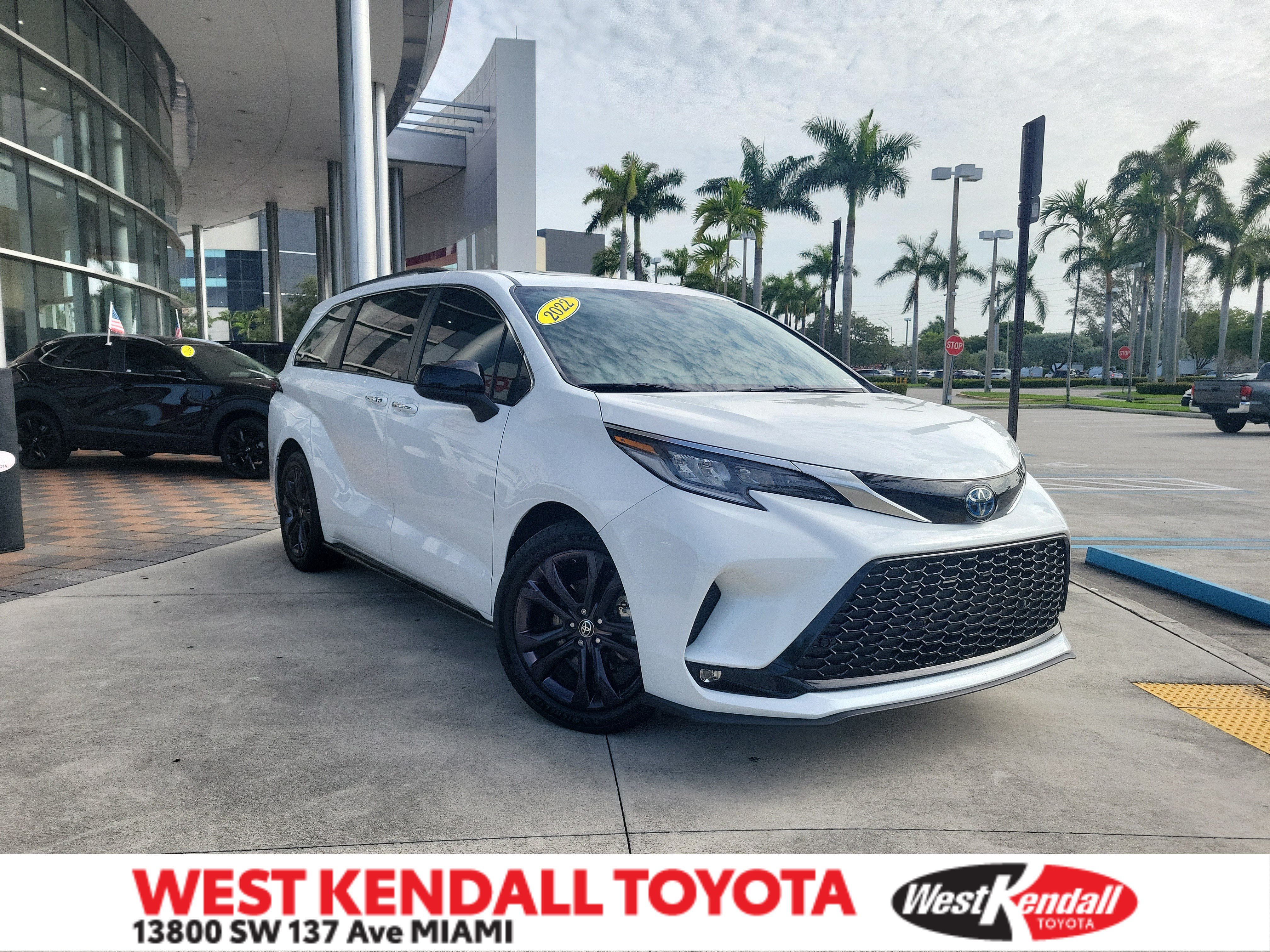 Used 2022 Toyota Sienna XSE
