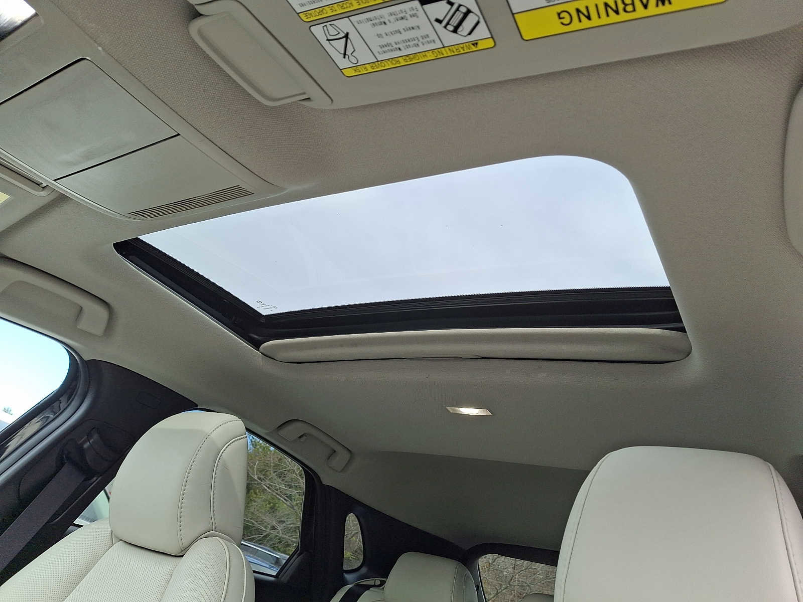 Used 2022 MAZDA CX-30 AWD 2.5 S w/ Premium Package image 10