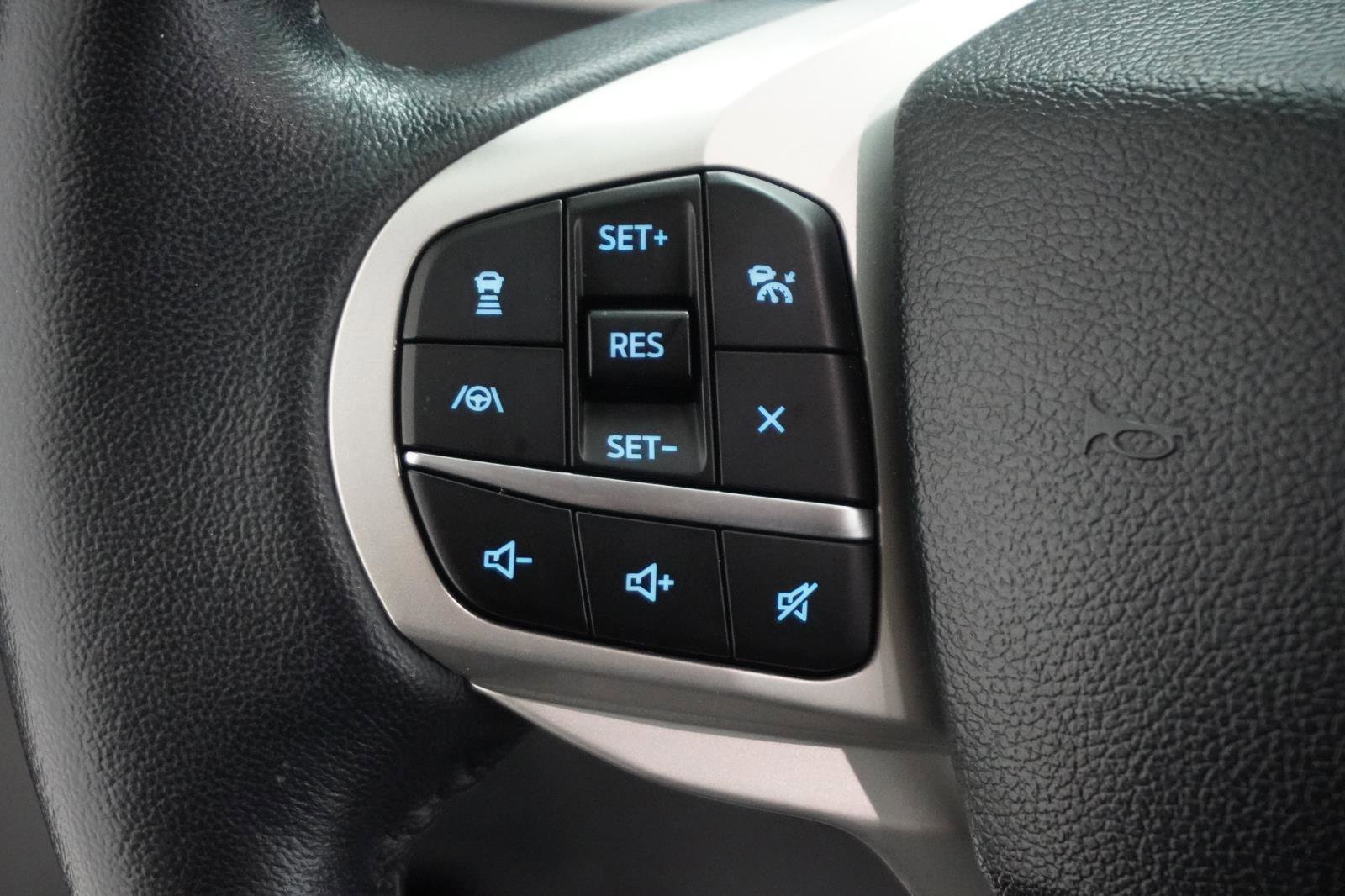 Used 2023 Ford Explorer XLT w/ Equipment Group 202A RWD image 22