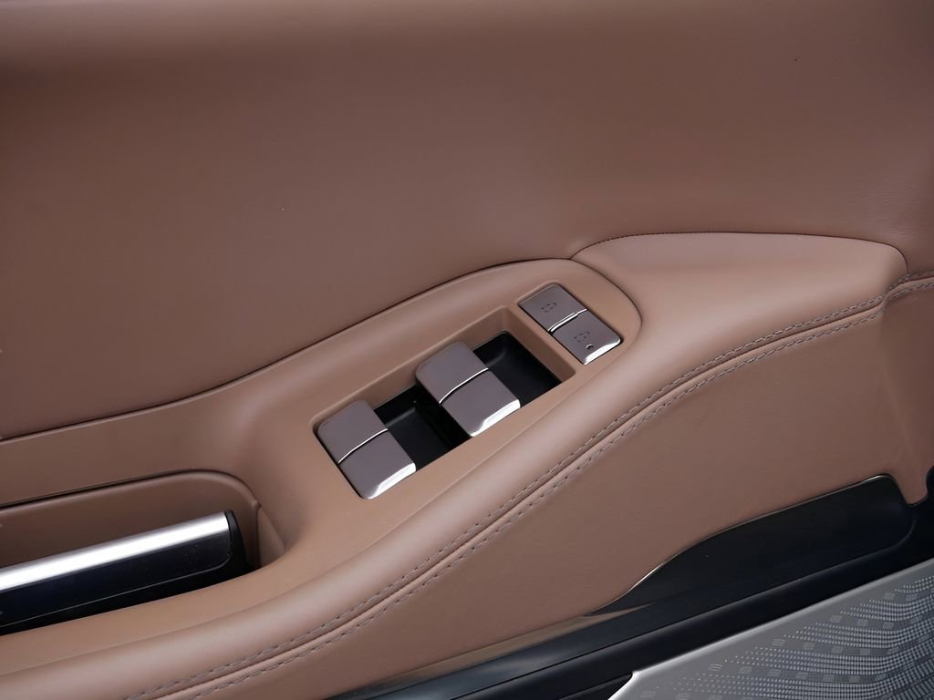 Used 2025 Lincoln Navigator Black Label image 19