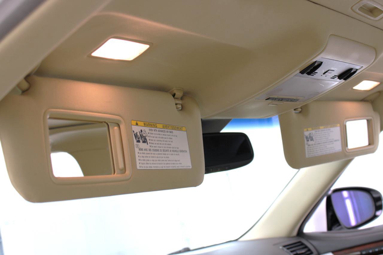 Used 2016 Lexus LS 460 w/ Comfort Package image 70