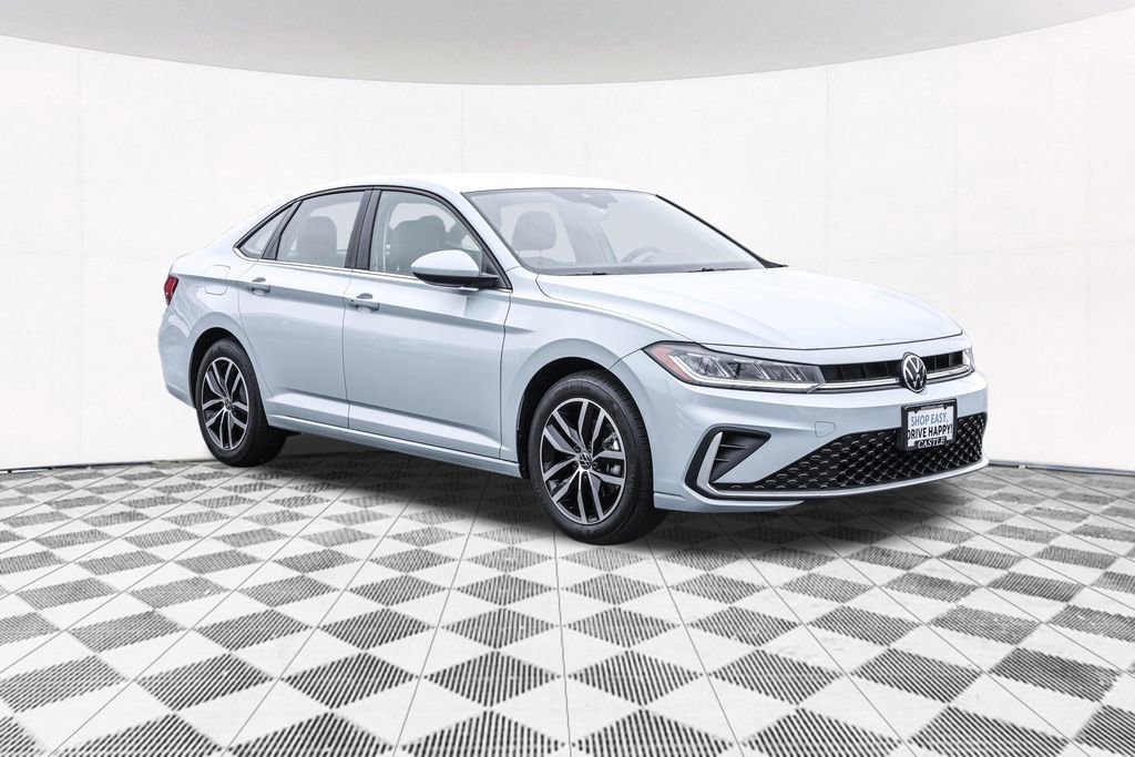 Used 2025 Volkswagen Jetta SE image 9