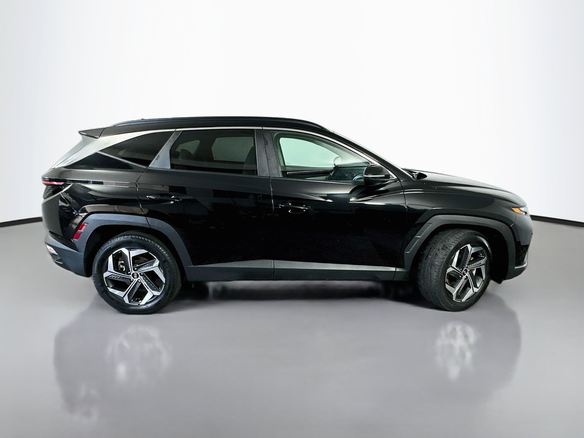 Certified 2024 Hyundai Tucson SEL w/ Convenience Package AWD/4WD image 8