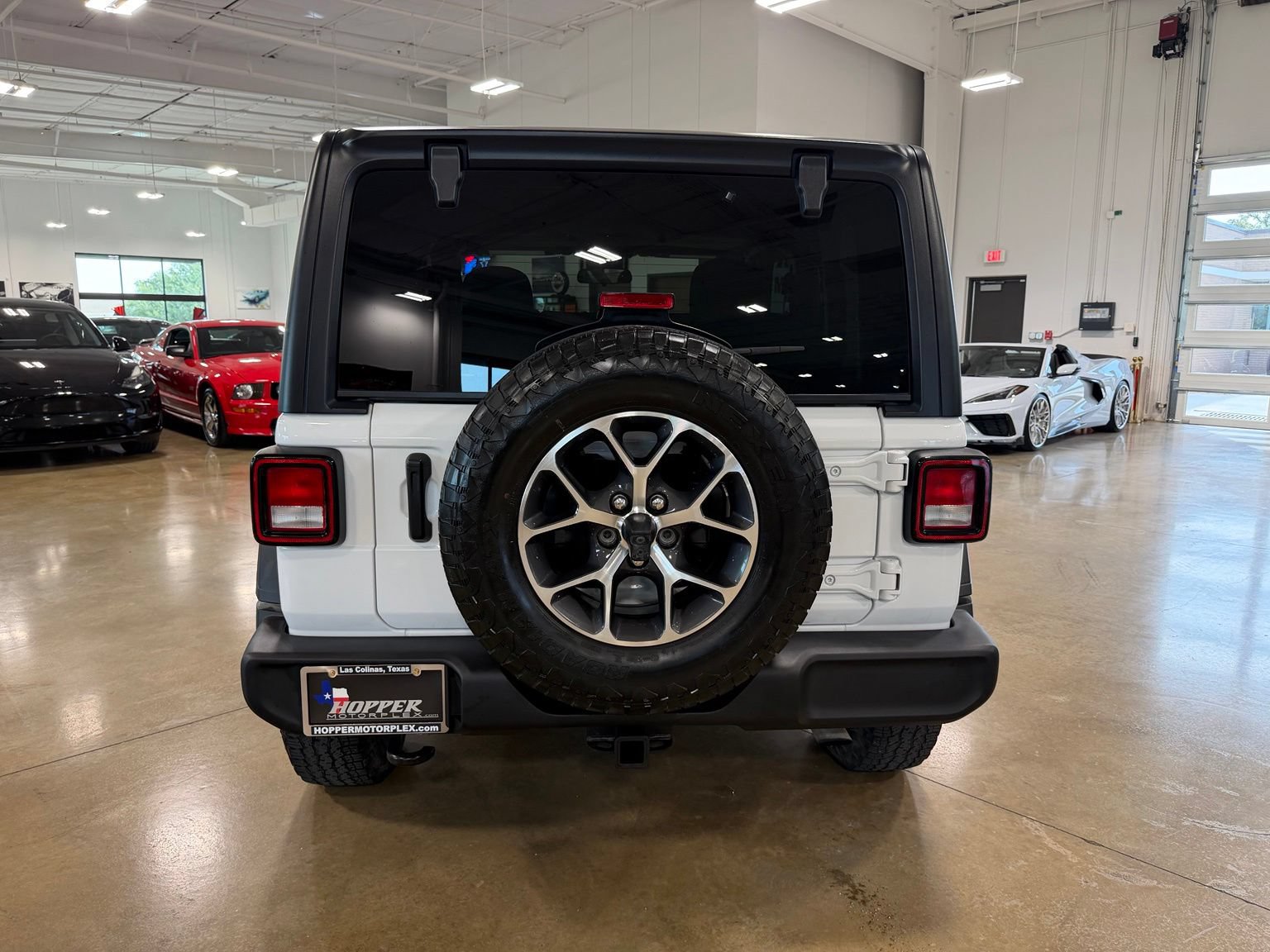 Used 2024 Jeep Wrangler Sport AWD/4WD image 6
