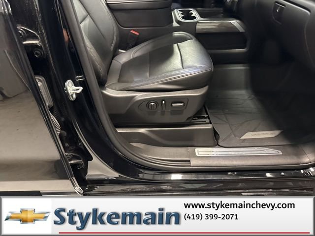 Used 2020 Chevrolet Silverado 1500 LTZ w/ LTZ Plus Package image 22