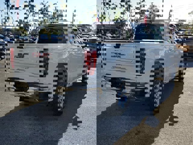 Used 2024 GMC Sierra 1500 SLE image 7
