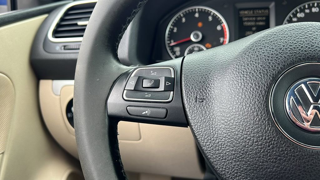 Used 2012 Volkswagen Eos Komfort FWD image 17