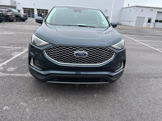 Used 2024 Ford Edge SEL w/ Convenience Package AWD/4WD image 4