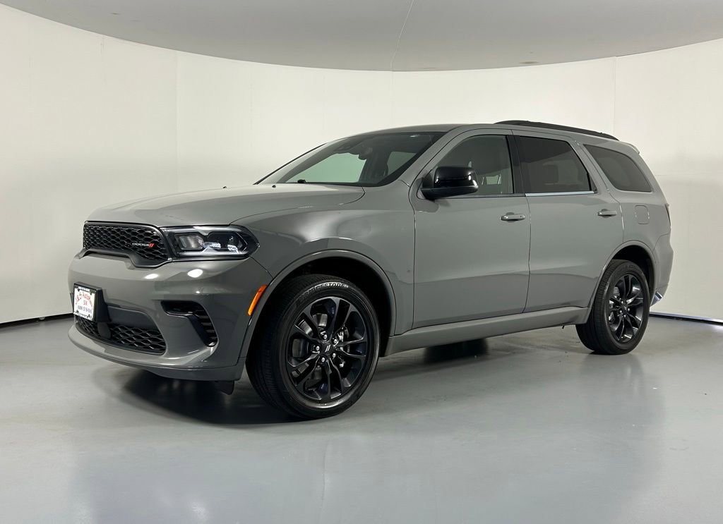 Used 2023 Dodge Durango GT AWD/4WD image 3