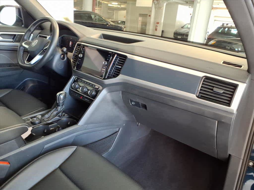 Certified 2023 Volkswagen Atlas Cross Sport SEL AWD/4WD image 21