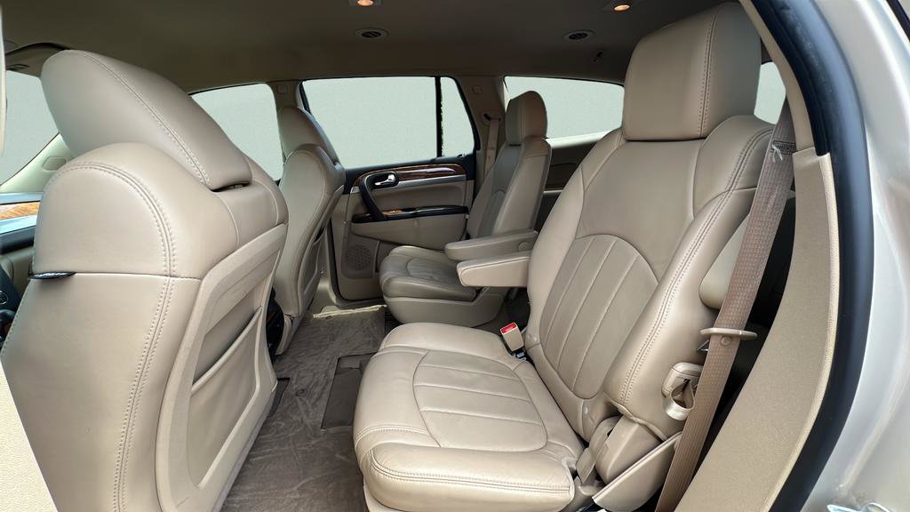 Used 2012 Buick Enclave Leather AWD/4WD image 12