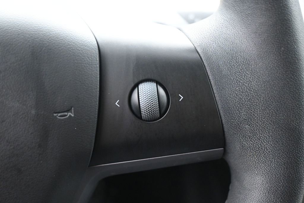 Used 2023 Tesla Model 3 Standard Range RWD image 21