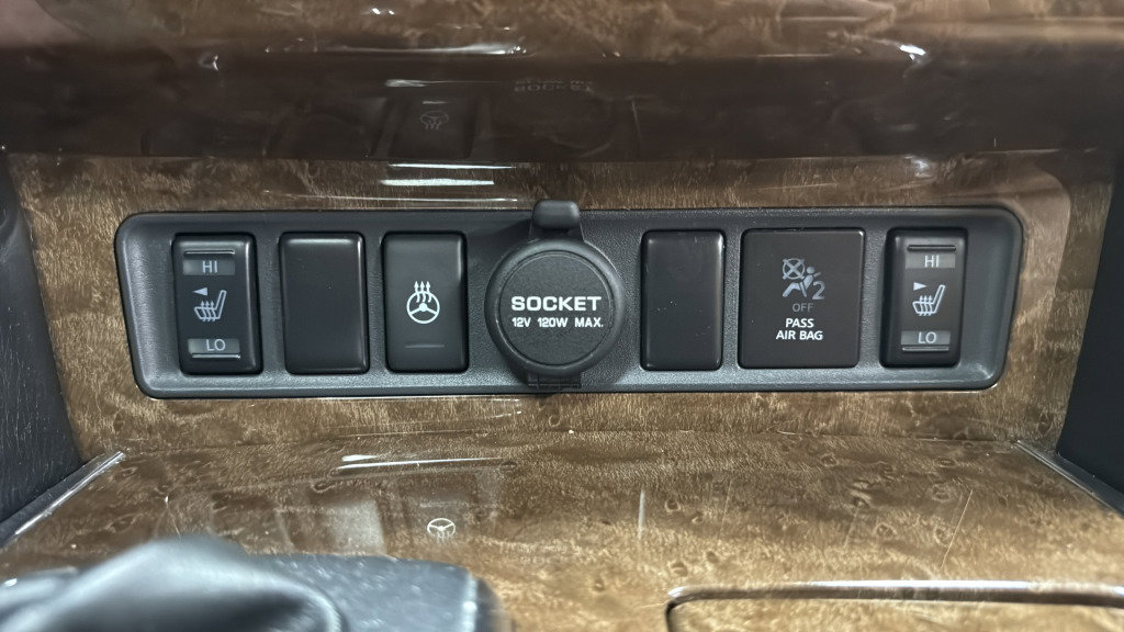 Used 2016 INFINITI QX80 4WD w/ Signature Edition Package image 36