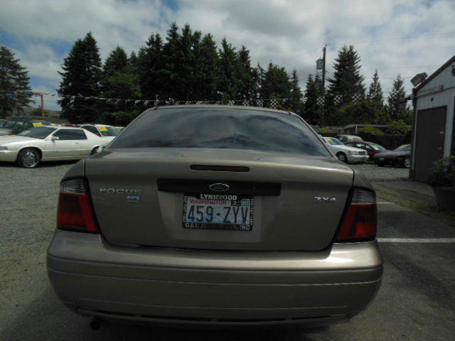 Used 2005 Ford Focus SE image 10