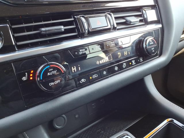 Used 2024 Nissan Pathfinder SL w/ Cargo Package image 27