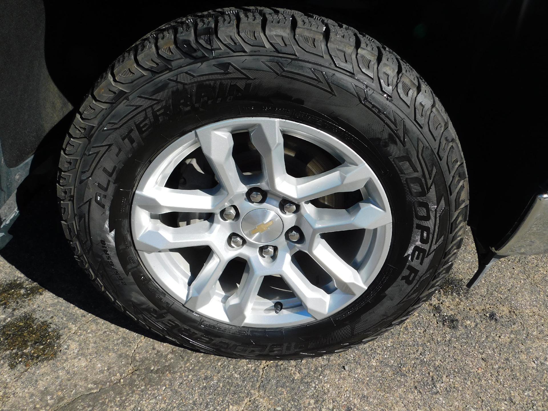 Used 2024 Chevrolet Silverado 1500 LT image 15